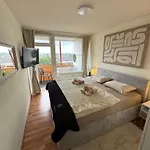 Ferien-whg Albatros Direkt Am Steinhuder-meer, Mit Meerblick Und Parkplatz Apartmán